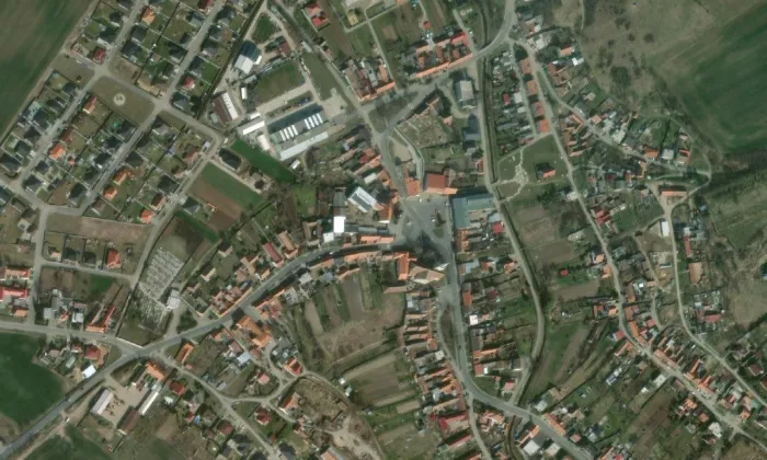 kostel svaté Kunhuty (Hostěradice) – letecký pohled