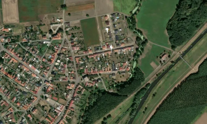 Kostel svaté Kunhuty (Jevišovka) – letecký pohled