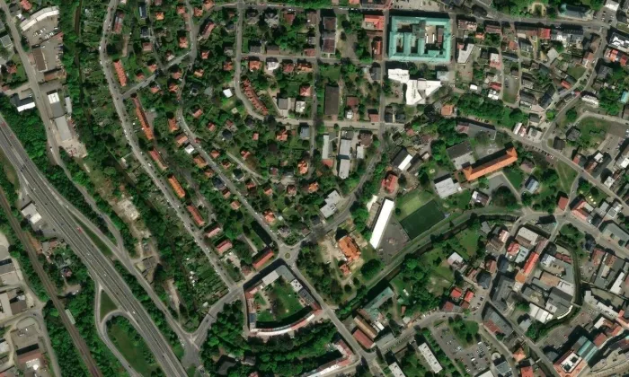 Kostel svaté Máří Magdalény (Liberec III-Jeřáb) – letecký pohled