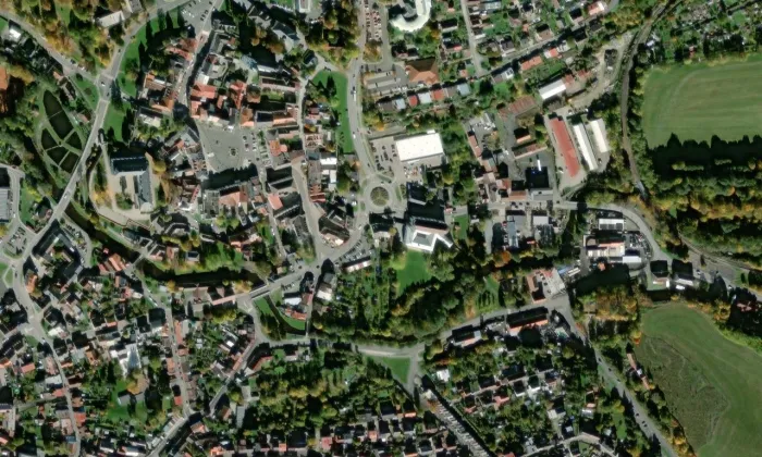 kostel svaté Maří Magdalény v Tachově – letecký pohled