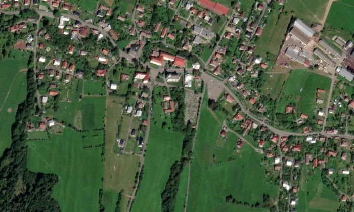 Kostel svatých Cyrila a Metoděje (Vidče) – letecký pohled