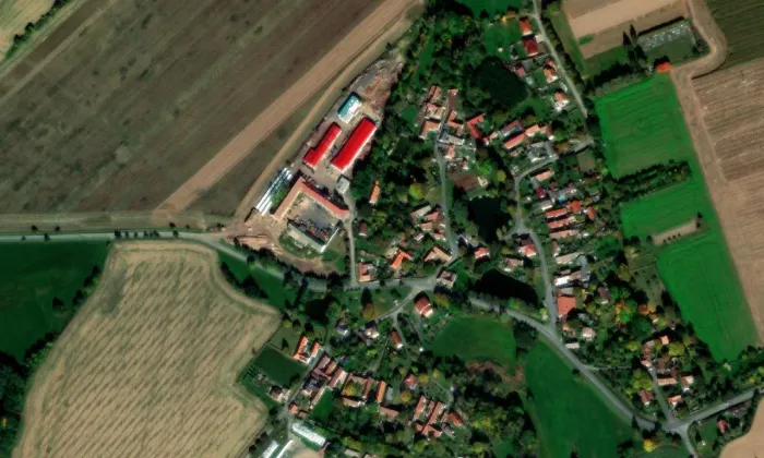 kostel svatého Šimona a Judy (Buřenice) – letecký pohled