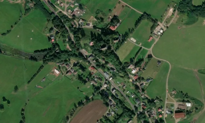 Kostel svatého Šimona a Judy (Starý Rokytník) – letecký pohled