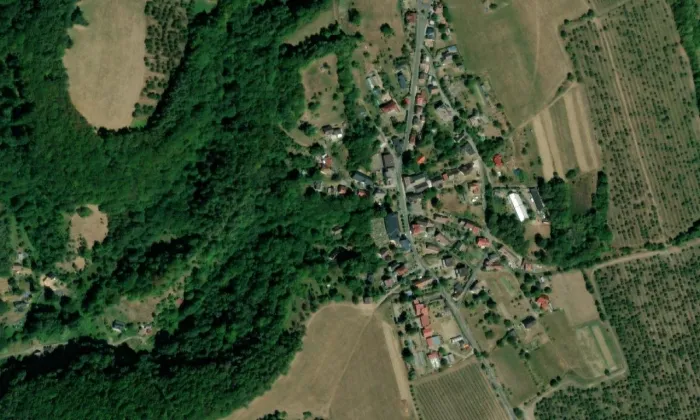Kostel svatého Antonína Paduánského (Loučky) – letecký pohled