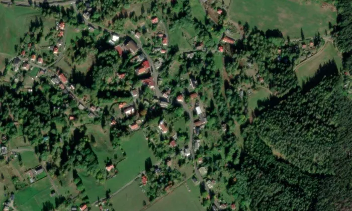 Kostel svatého Antonína Paduánského (Kytlice) – letecký pohled