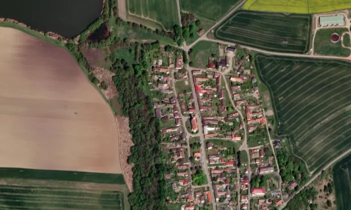 kostel svatého Bartoloměje (Šafov) – letecký pohled