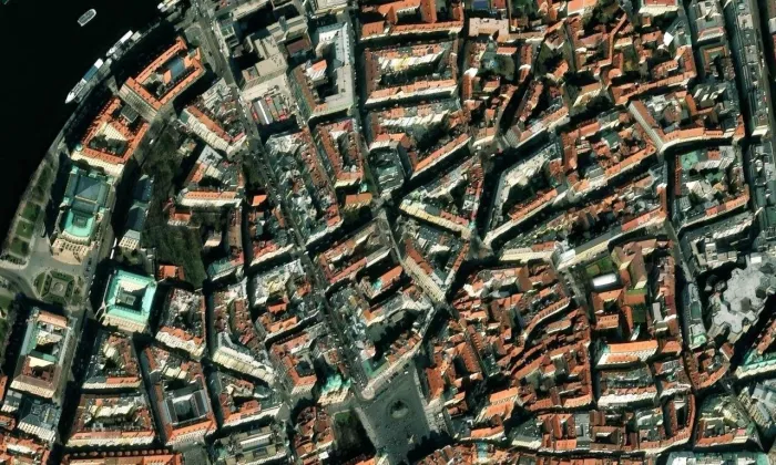 Kostel svatého Ducha v Praze – letecký pohled