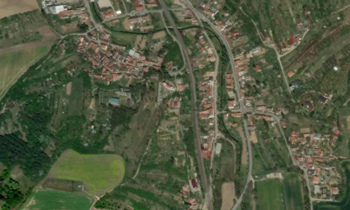kostel svatého Filipa a Jakuba (Bohuslavice) – letecký pohled