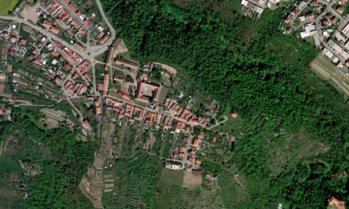 Kostel svatého Hippolyta – letecký pohled