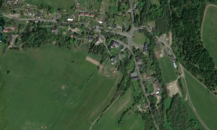 Kostel svatého Jakuba Většího (Dolní Moravice) – letecký pohled