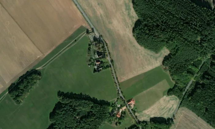 Kostel svatého Jakuba Většího (Mirošov) – letecký pohled