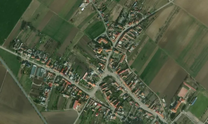 kostel svatého Jakuba Většího (Olbramovice) – letecký pohled