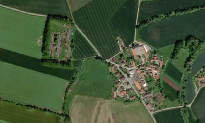 Kostel svatého Jana Křtitele (Klášter nad Dědinou) – letecký pohled