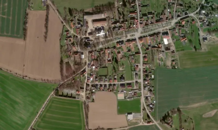 Kostel svatého Jana Křtitele (Pravonín) – letecký pohled