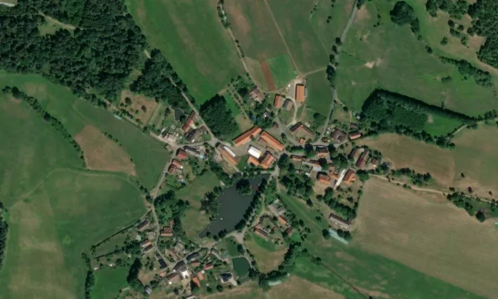 Kostel svatého Jana Křtitele (Svojšice) – letecký pohled