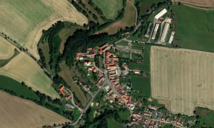 kostel svatého Jana Křtitele (Urbanov) – letecký pohled