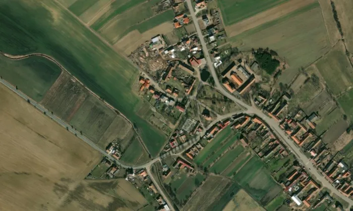 kostel svatého Jana Nepomuckého (Litohoř) – letecký pohled