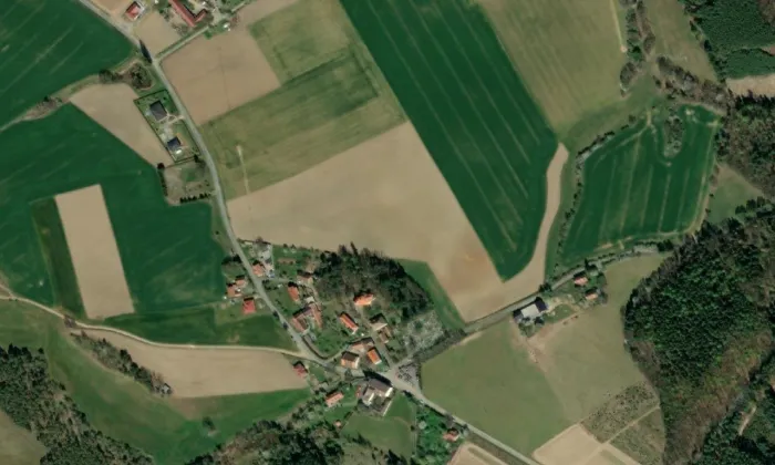 Kostel svatého Jana Nepomuckého (Svatý Jan) – letecký pohled