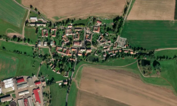 kostel svatého Jiří (Věžná) – letecký pohled