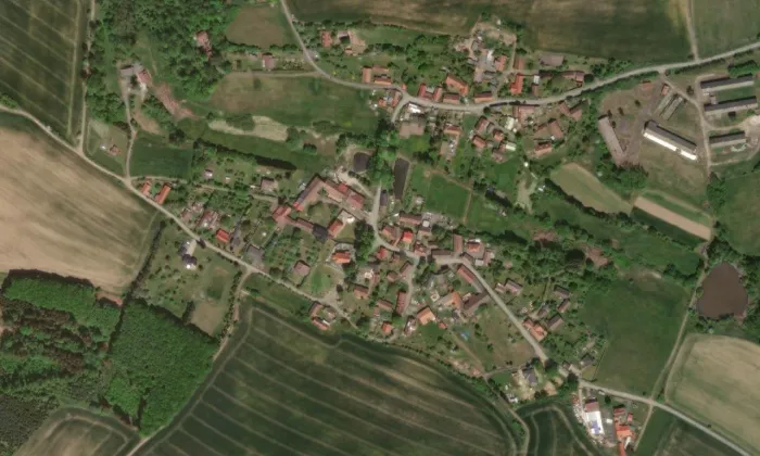 Kostel svatého Jiljí (Všebořice) – letecký pohled