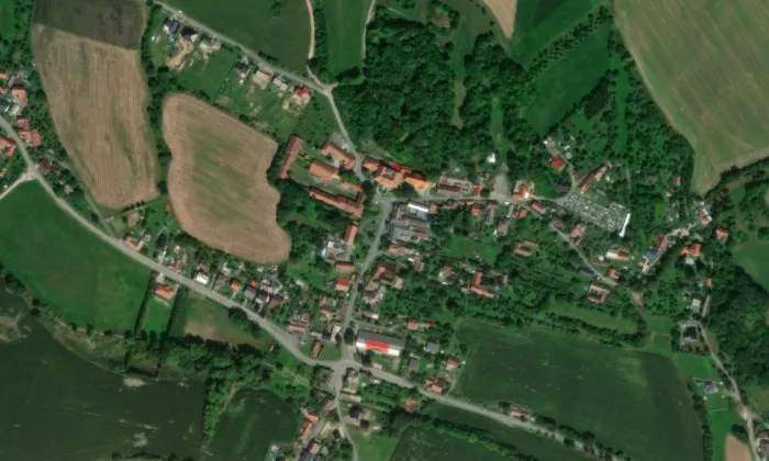 Kostel svatého Libora – letecký pohled
