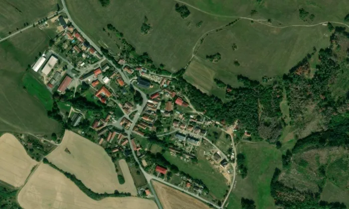 kostel svatého Marka (Benetice) – letecký pohled