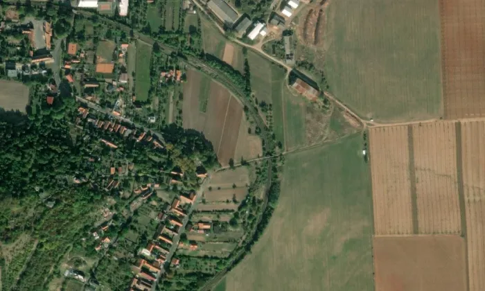 Kostel svatého Martina (Domoušice) – letecký pohled