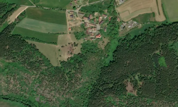 Kostel svatého Martina (Strážiště) – letecký pohled