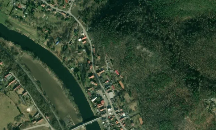 Kostel svatého Martina (Zbečno) – letecký pohled