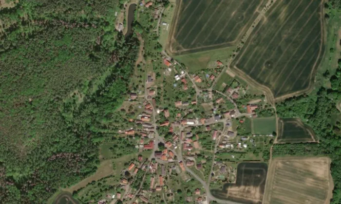 Kostel svatého Matouše (Třebonín) – letecký pohled