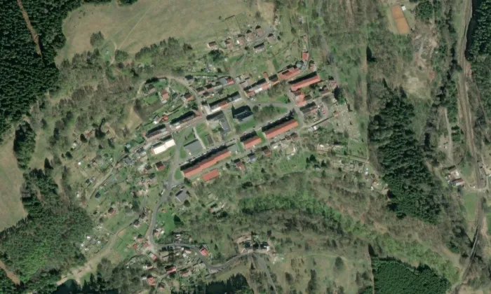 Kostel svatého Michaela archanděla (Oloví) – letecký pohled