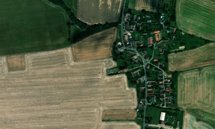 kostel svatého Mikuláše (Žíželeves) – letecký pohled