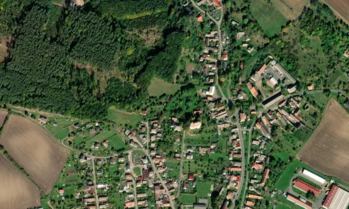 Kostel svatého Mikuláše (Žerčice) – letecký pohled