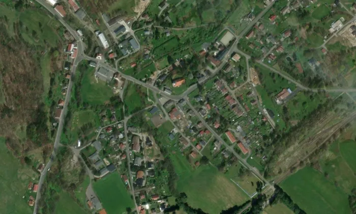 Kostel svatého Mikuláše (Mníšek) – letecký pohled