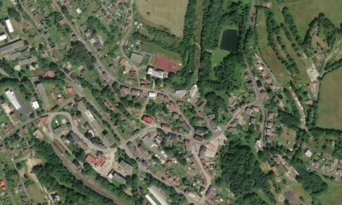 Kostel svatého Ondřeje (Luby) – letecký pohled