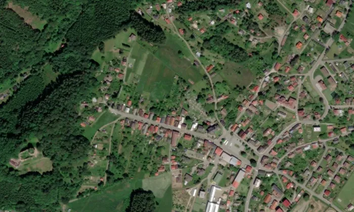 kostel svatého Petra a Pavla (Nový Hrádek) – letecký pohled
