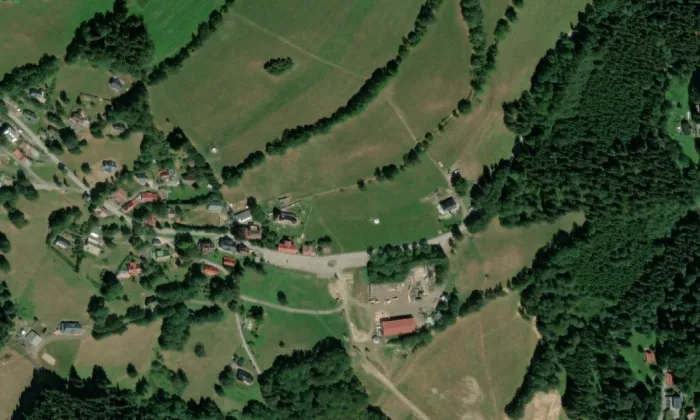 Kostel svatého Petra a Pavla (Vítkovice) – letecký pohled