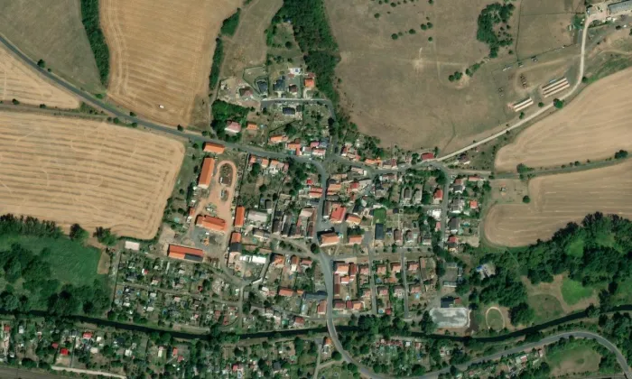 Kostel svatého Václava (Želenice) – letecký pohled