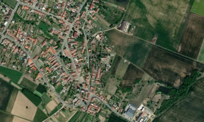 kostel svatého Václava (Dolní Dubňany) – letecký pohled