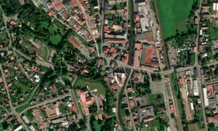 Kostel svatého Václava (Nové Město) – letecký pohled