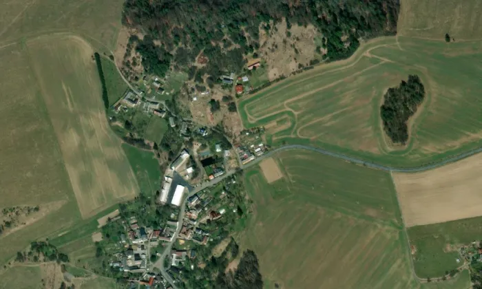 kostel svatého Václava (Střemeníčko) – letecký pohled