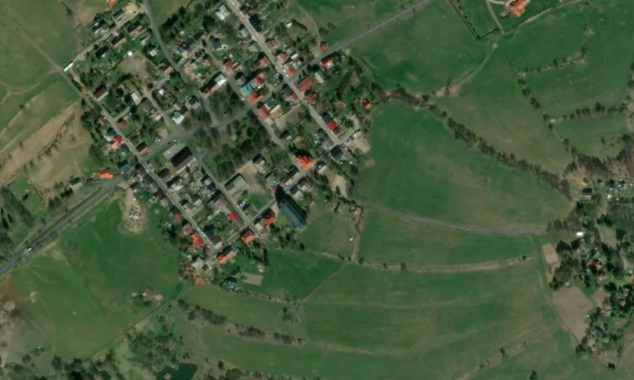Kostel svatého Václava (Výsluní) – letecký pohled