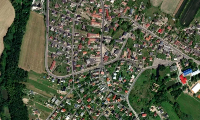 Kostel svatého Václava (Velká Polom) – letecký pohled