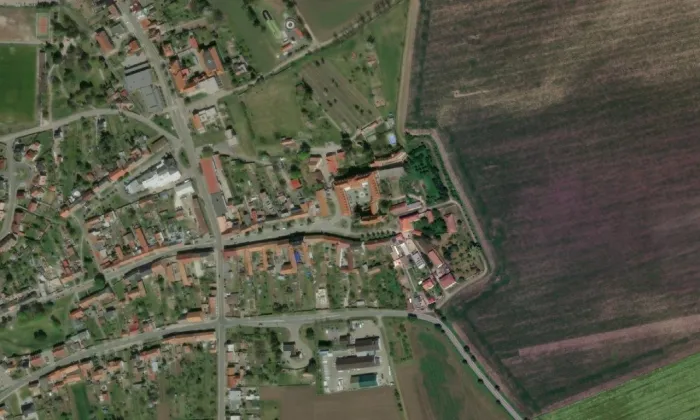kostel svatého Václava v Nezamyslicích – letecký pohled