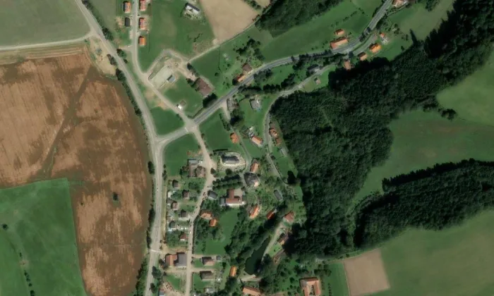 Kostel svatého Víta (České Libchavy) – letecký pohled