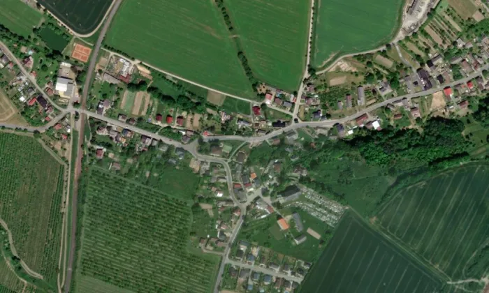 Kostel svatého Vavřince (Nová Hradečná) – letecký pohled