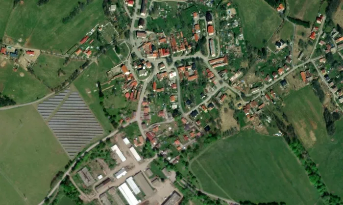 Kostel svatého Vavřince (Přídolí) – letecký pohled