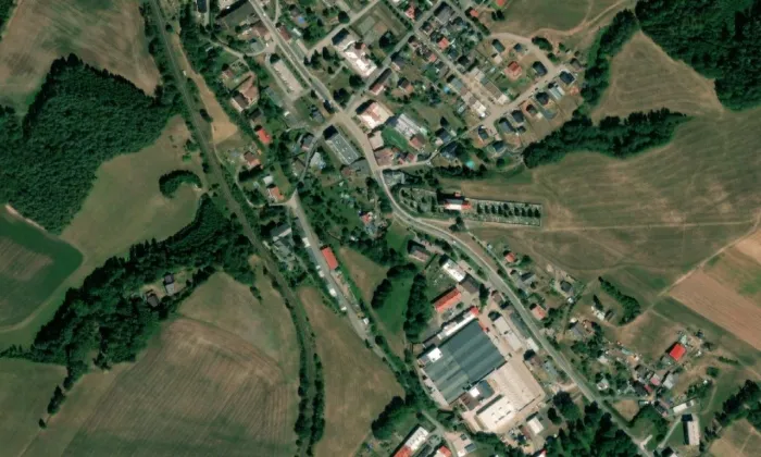 Kostel svatého Vavřince (Stará Paka) – letecký pohled