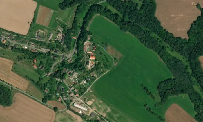 Kostel svatého Vojtěcha (Kruh) – letecký pohled