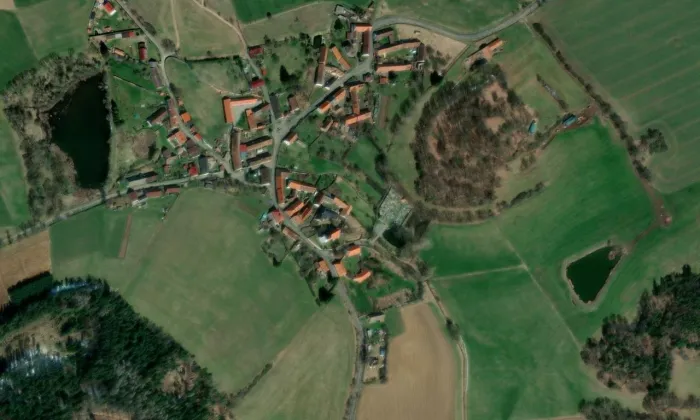 Kostel Zvěstování Páně (Zbynice) – letecký pohled